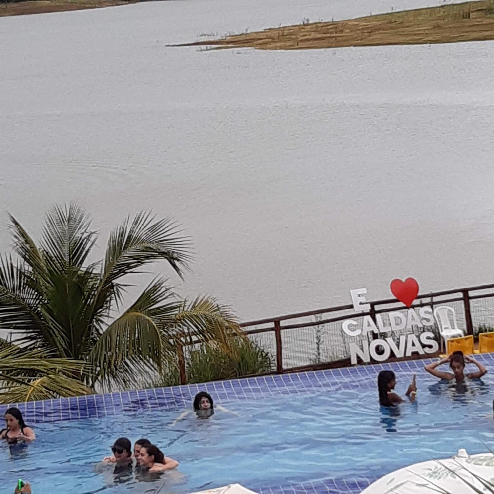 Resort Do Lago Caldas Novas - Dinamica Tur Quarto foto